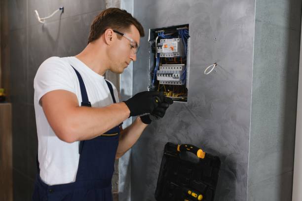 Best Affordable Electrician  in Lakeside, VA
